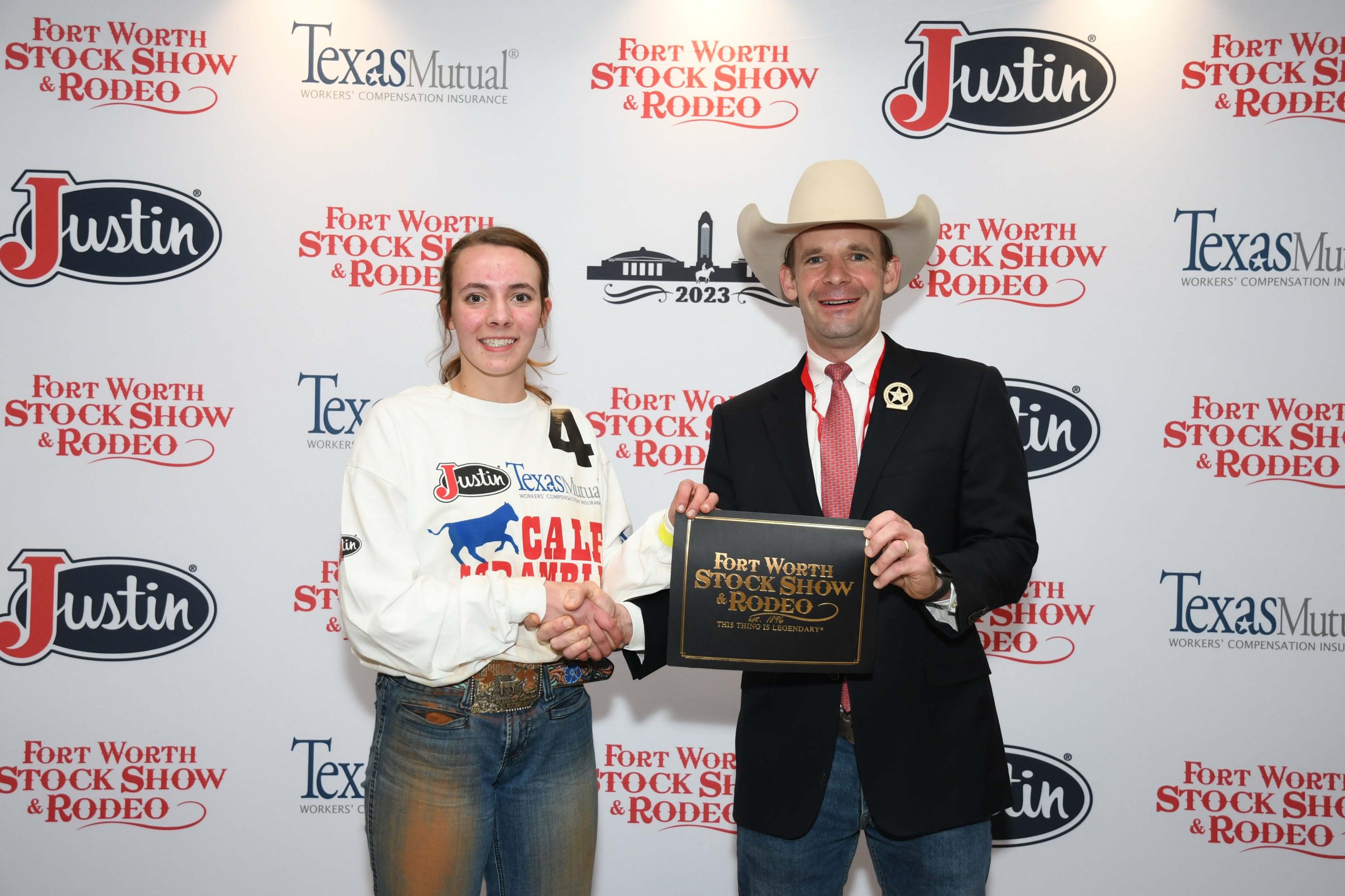 CLHS Junior Catches a Calf at Fort Worth Stock Show & Rodeo's Calf
