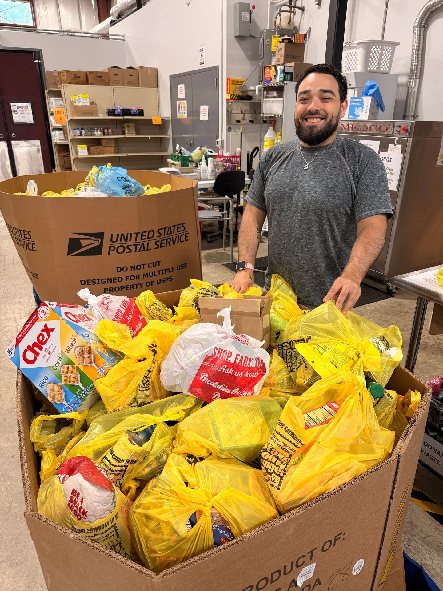 CRRC Challenges Canyon Lake Residents to Donate 100 Food Items During Hunger Action Month