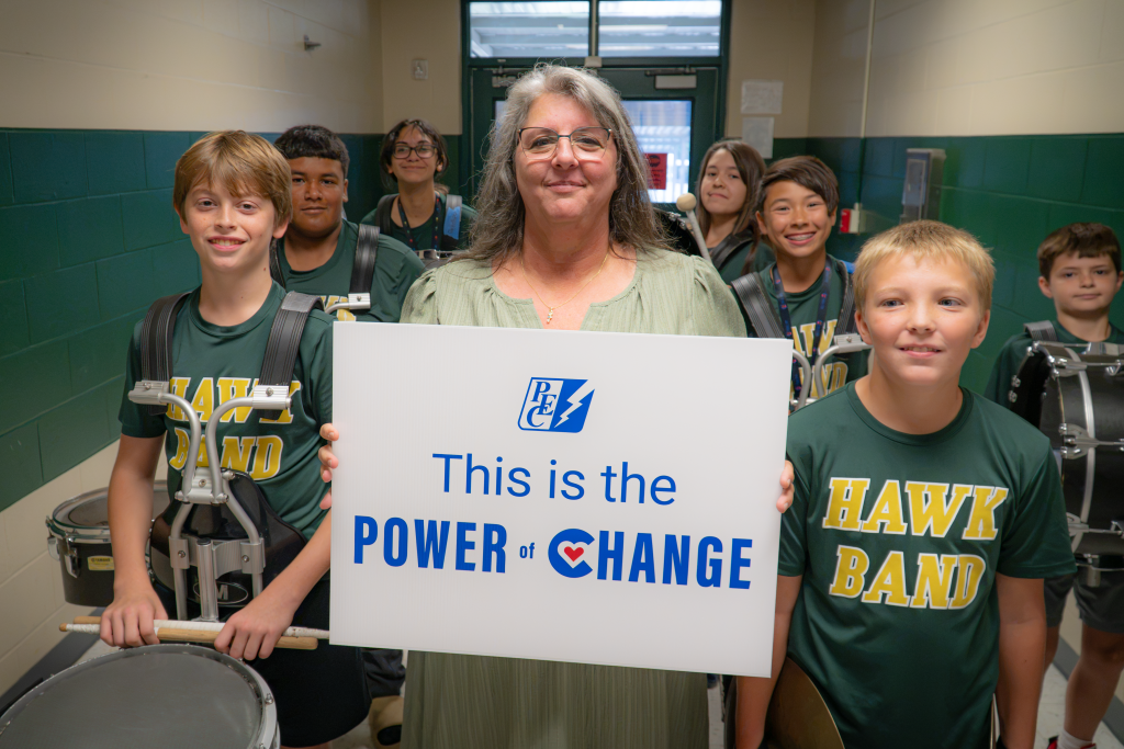 Mountain Valley Middle School Teacher Receives $1,000 PEC Grant